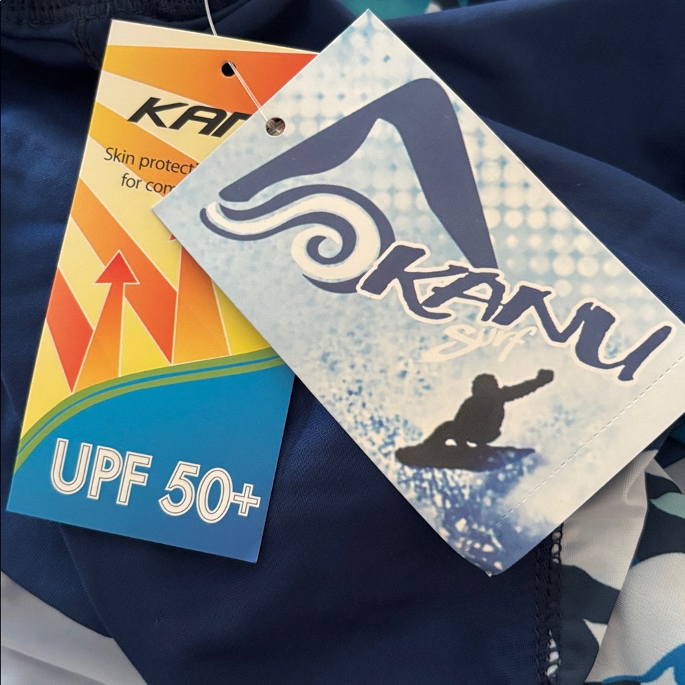 Kanu Eden SS Rashguard Sz XS Navy Blue Floral 50+ SPF Pullover Surfboard Active - Picture 5 of 6